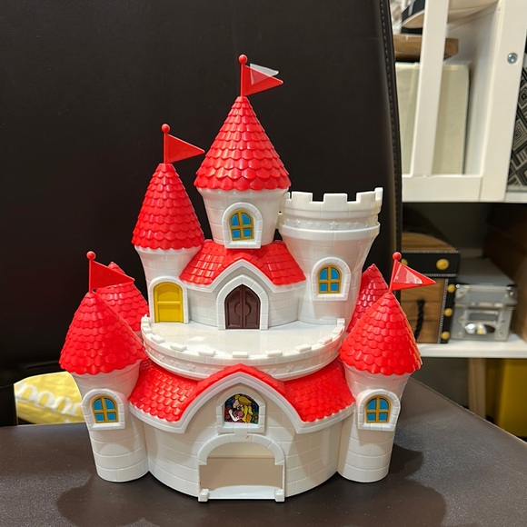 Nintendo Super Mario Mushroom Kingdom Peach Castle Playset Castle Only - Picture 1 of 3